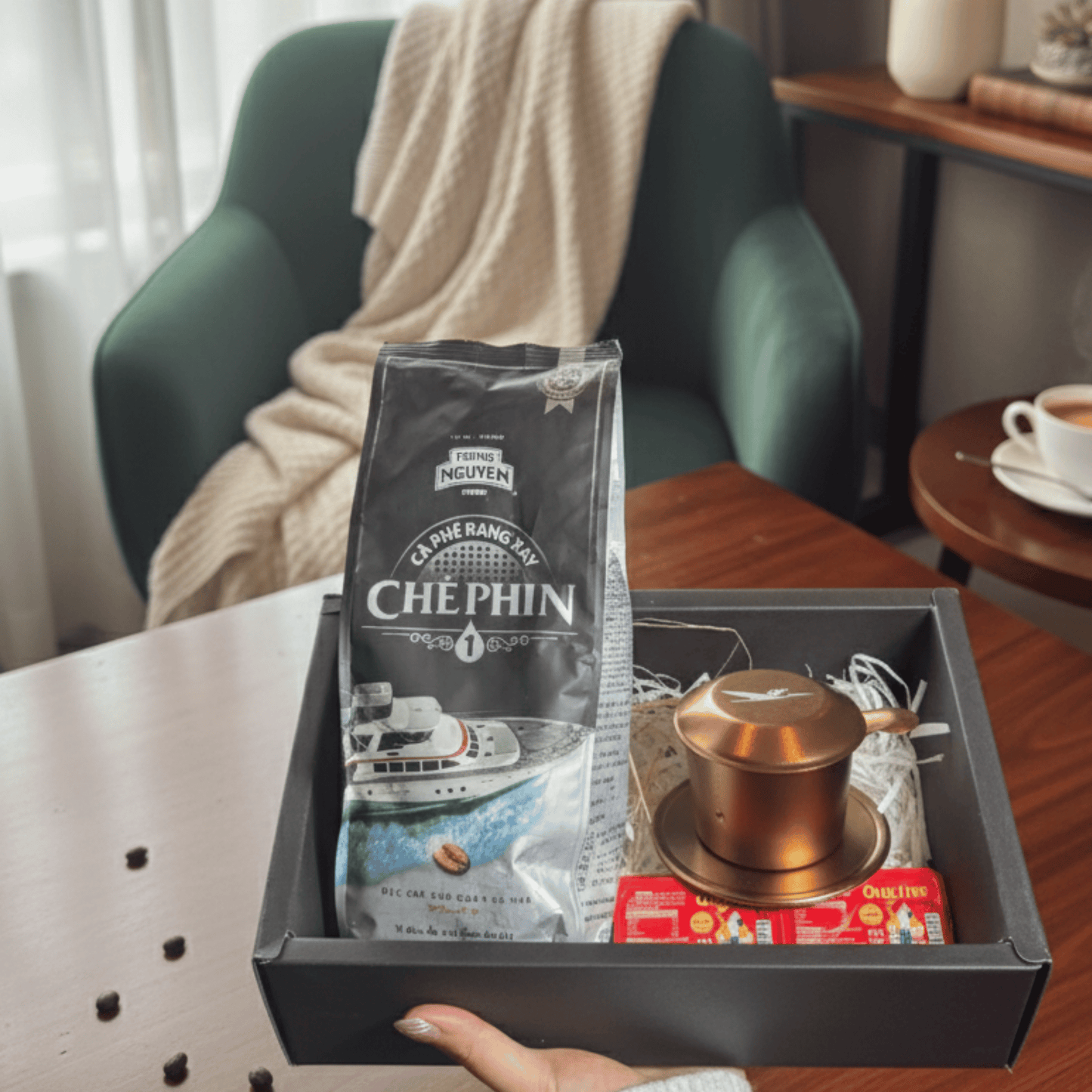 Trung nguyen coffee gift set