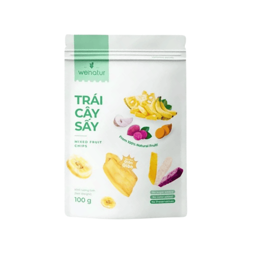 Packaging of Wenatur mixed fruit chips on a white background